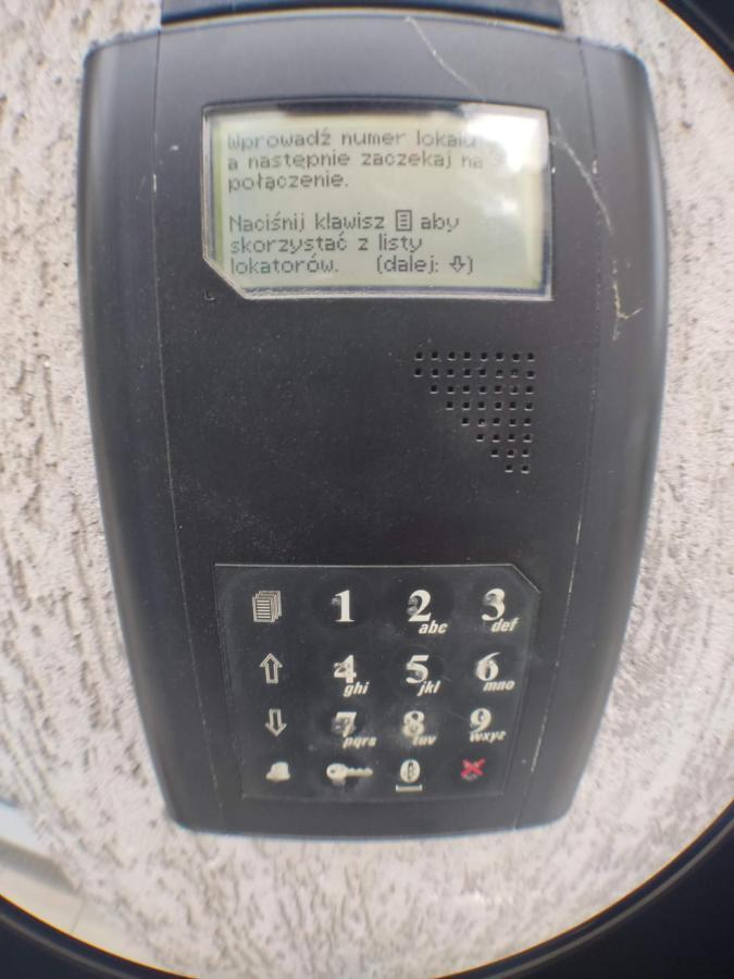 3030 Jana Spychalskiego 32 - Tanie Pokoje W Apartamencie - Samodzielne Zameldowanie - Self Check In Poznan Dış mekan fotoğraf