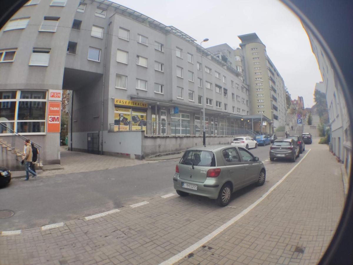 3030 Jana Spychalskiego 32 - Tanie Pokoje W Apartamencie - Samodzielne Zameldowanie - Self Check In Poznan Dış mekan fotoğraf